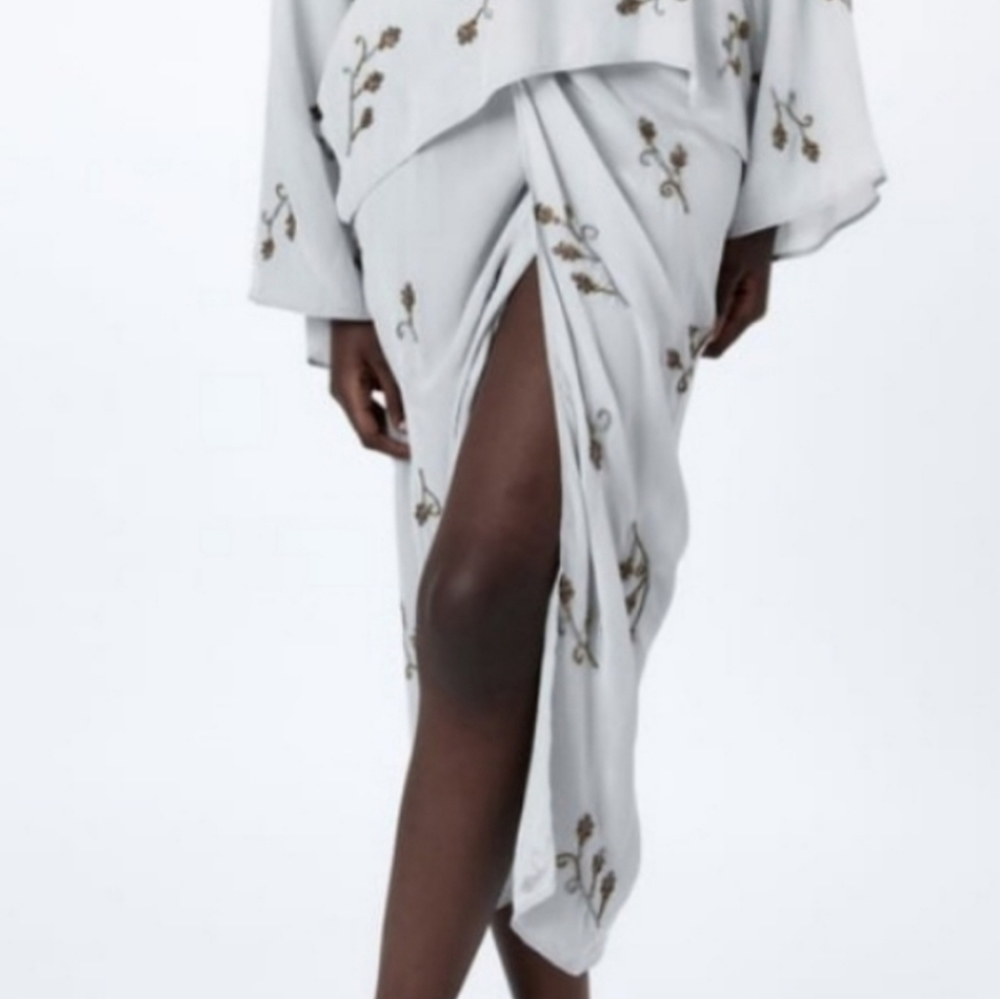 Zara high waisted embroidered skirt with rhinestones